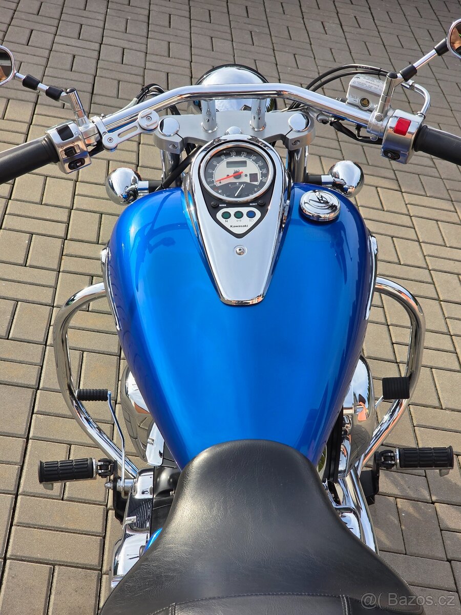 Kawasaki VN 900 Custom, původ ČR, padací rám, opěrka - 13