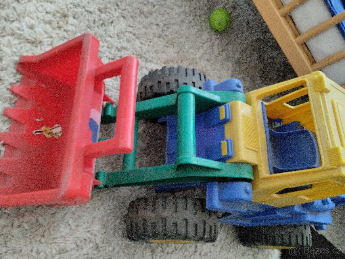 Traktor na pískoviště - 13