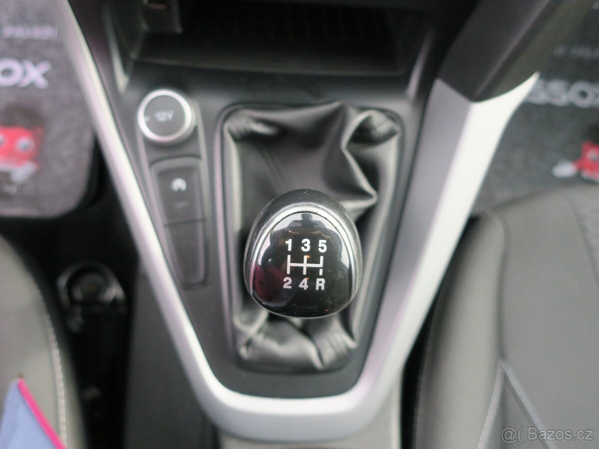 Ford Focus 1.0 i 74 kW - 13