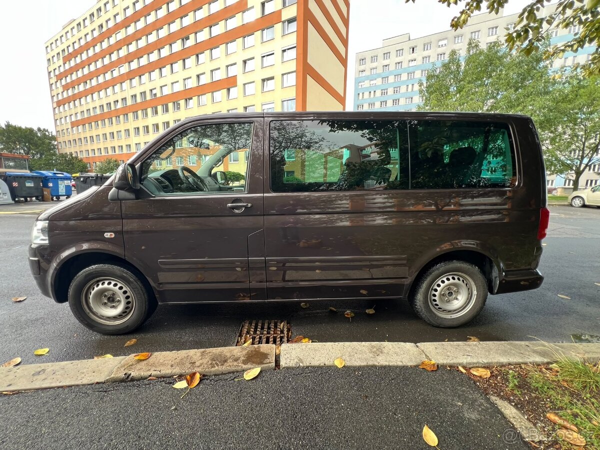 Caravelle VOLKSWAGEN - 13