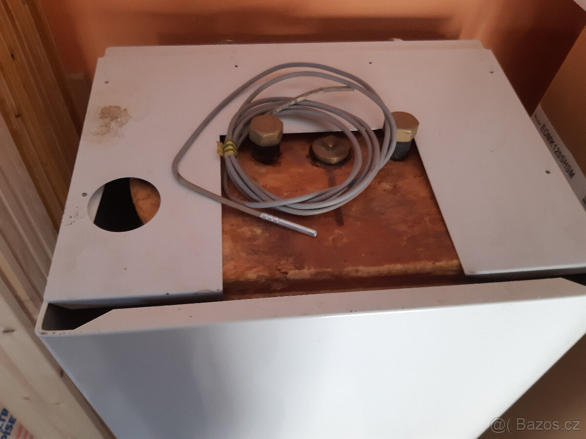 Bojlér k plynovému kotli i solarní - 13