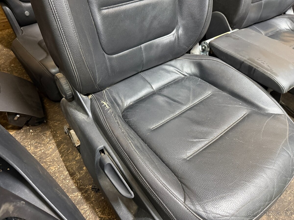 KOŽENÝ INTERIÉR VW TOUAREG 7P - 13