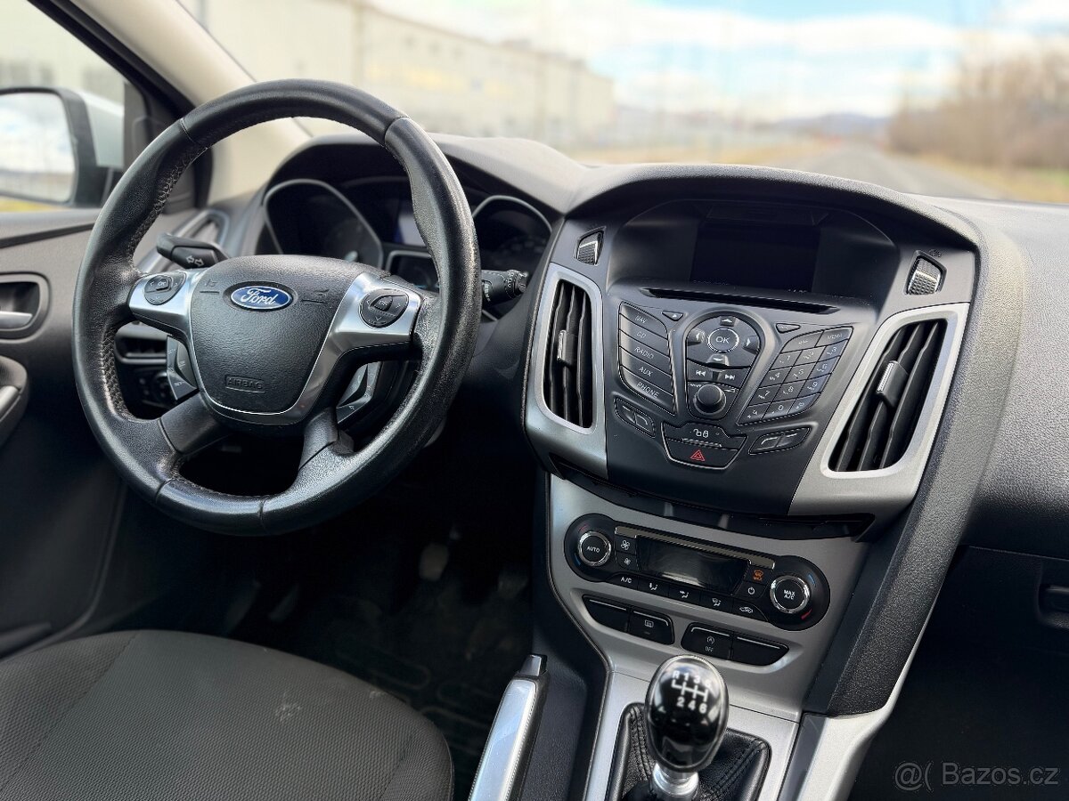 Ford Focus 1.6TdCi 85kw kombi - 13