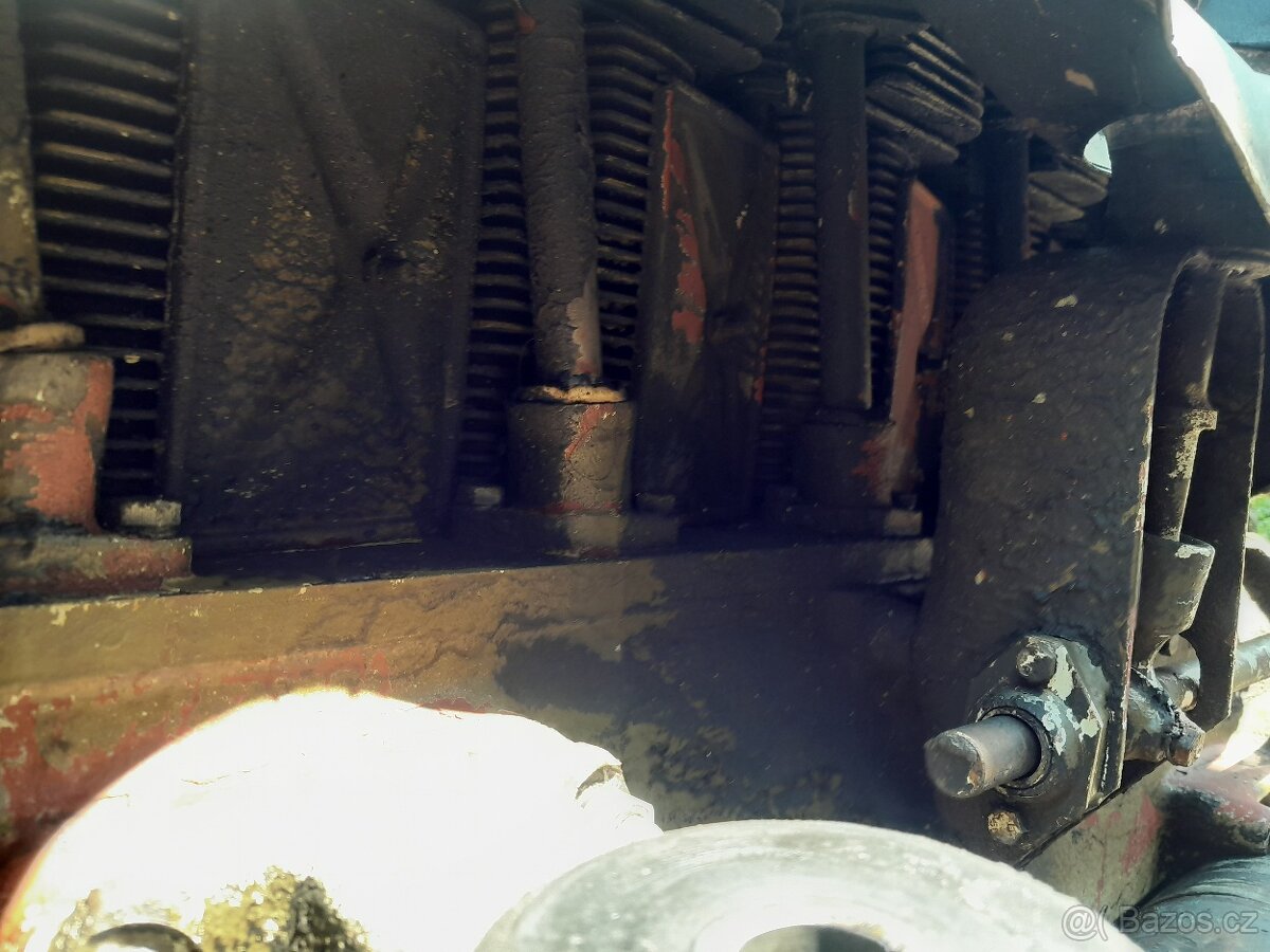 Praga V3S M2 motor - 13