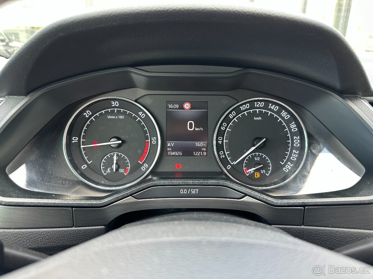 Škoda Superb Combi Style 2.0 TDI 110 kW - 13