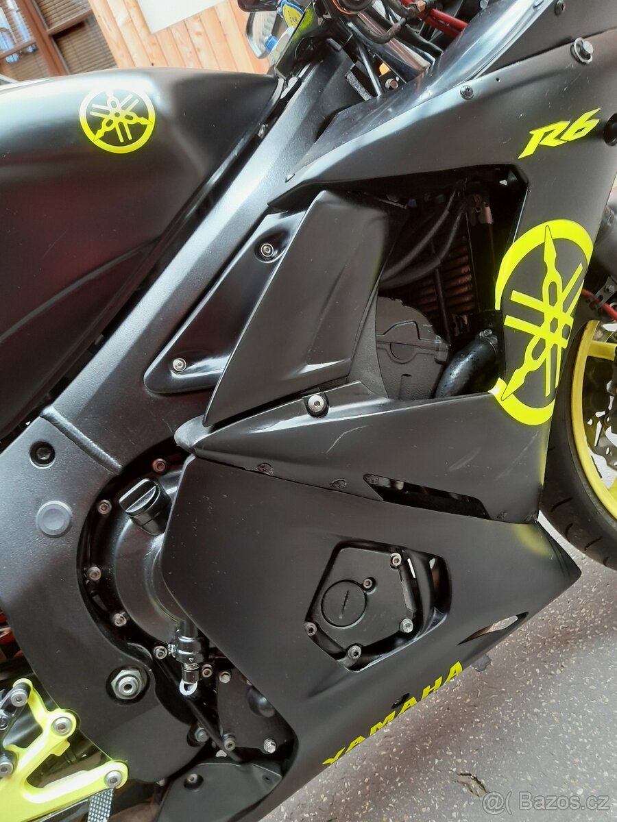 Yamaha YZF R6 - 13