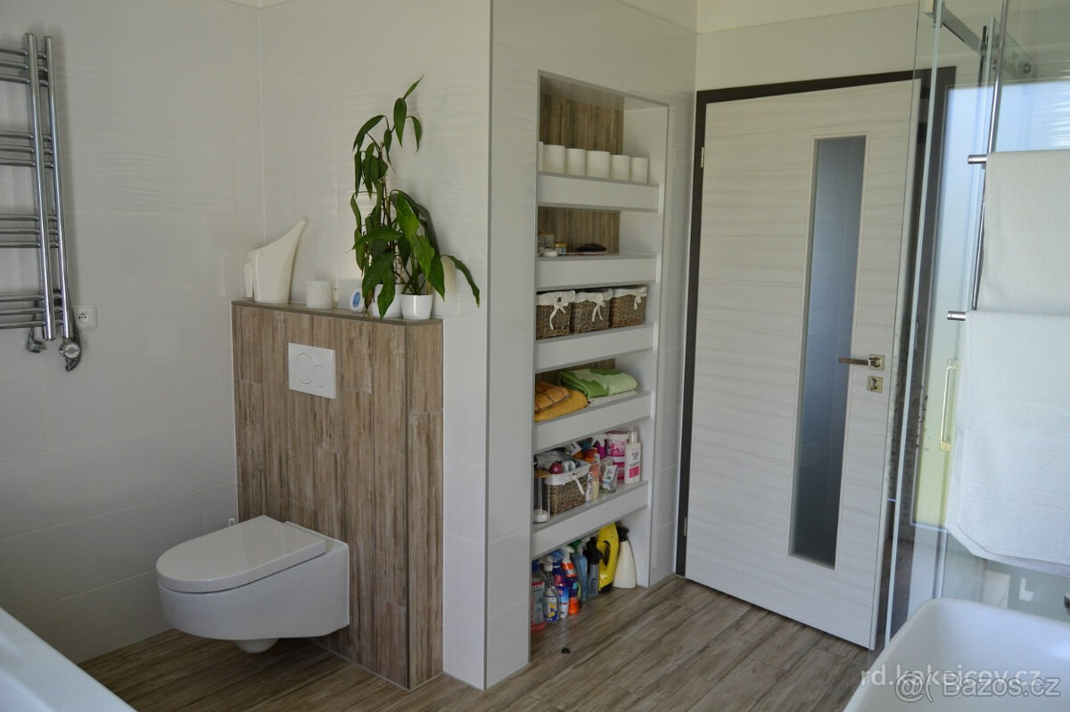 Nízkoenergetický moderní dům, 4+kk, 132 m2, pozemek 1800 m2 - 13