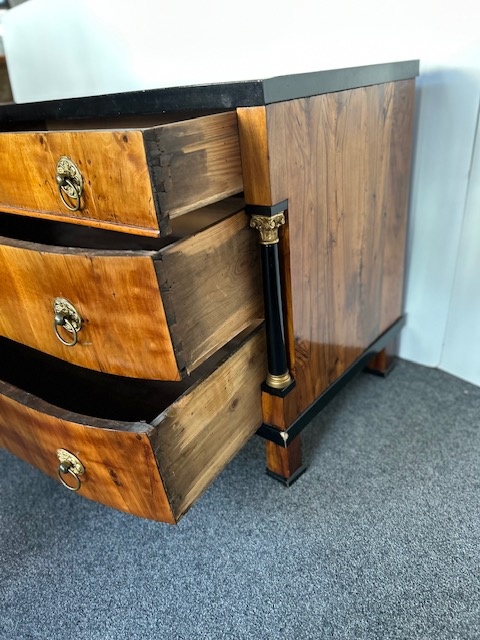 Komoda biedermeier hezký model. - 13