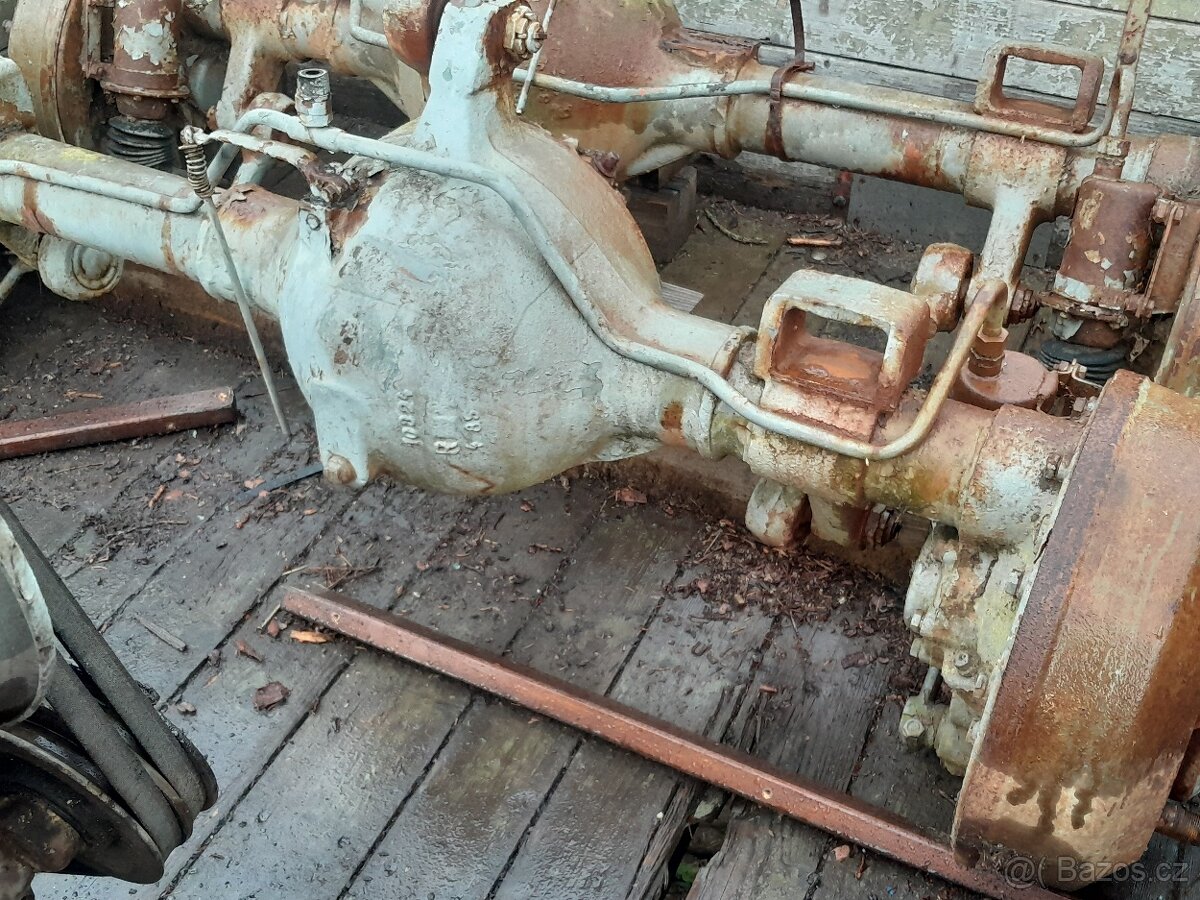 Praga V3S nápravy - 13