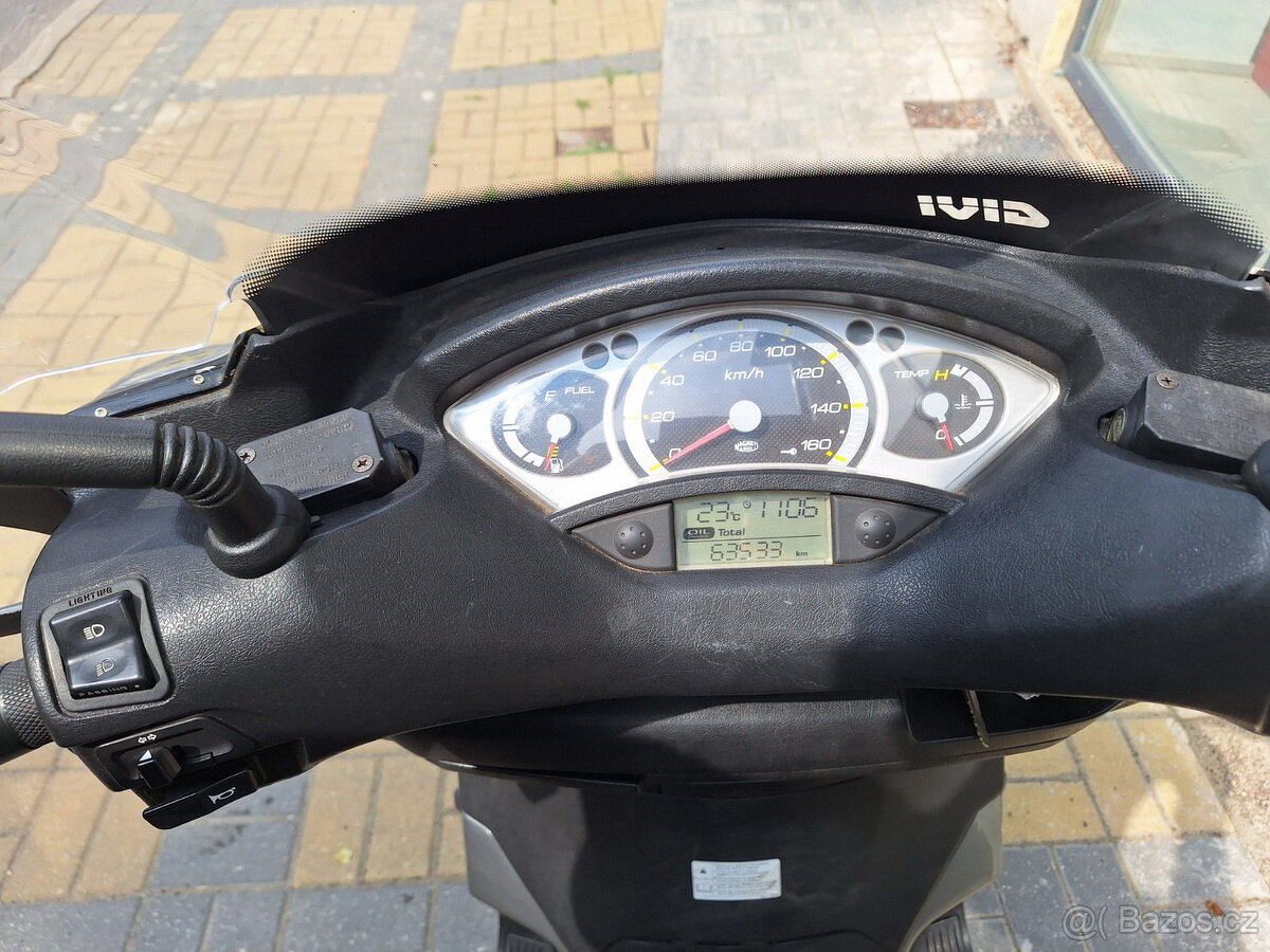 Yamaha X-max 250, CZ-TP, i na splátky - 13
