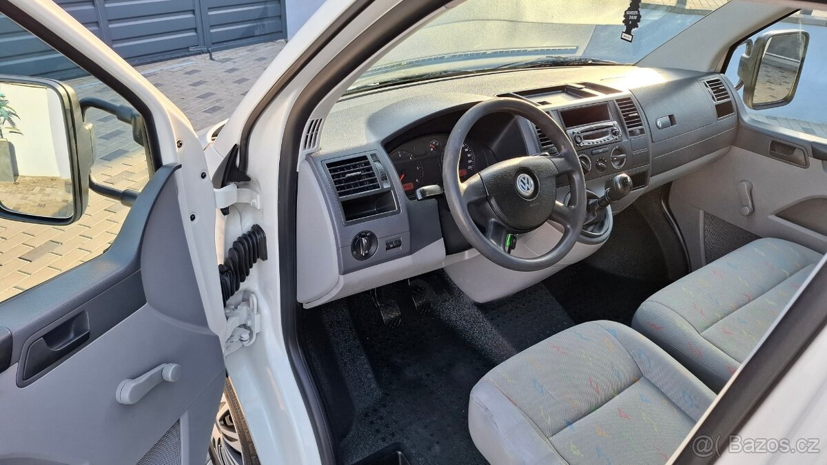 Volkswagen Transporter T5 1,9 TDI 62kw. PĚKNÝ STAV - VALNÍK - 13