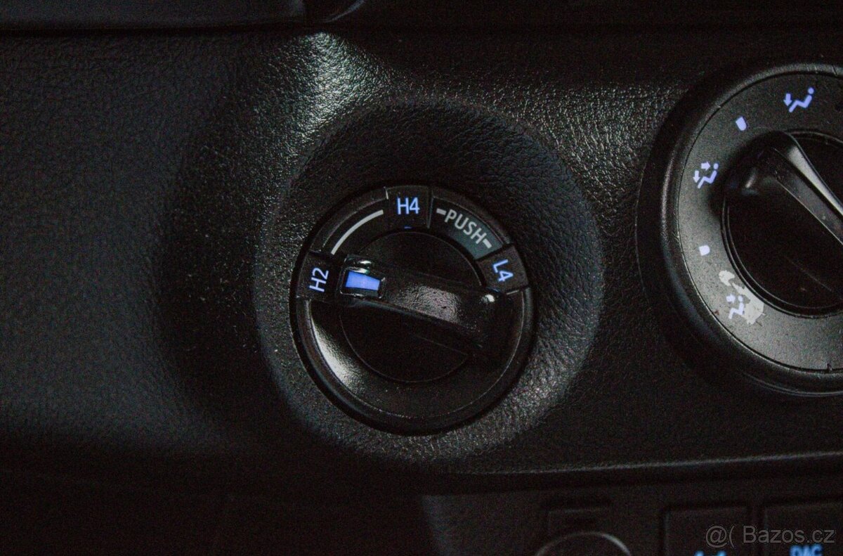 Toyota Hilux 2.4 D-4D Active A/T | 4x4 | - 13