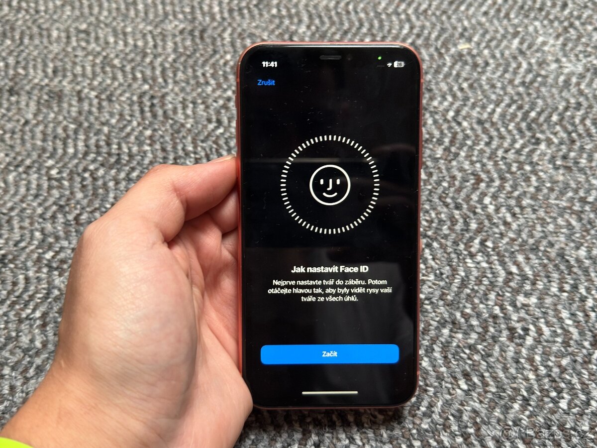 iPhone XR 64GB Coral - 13