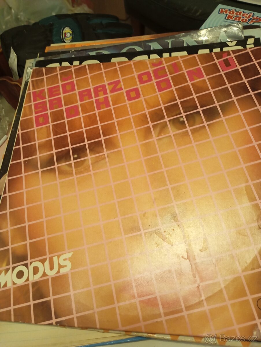 CD,Mc Lp a malý vinyl fota uvnitř - 13