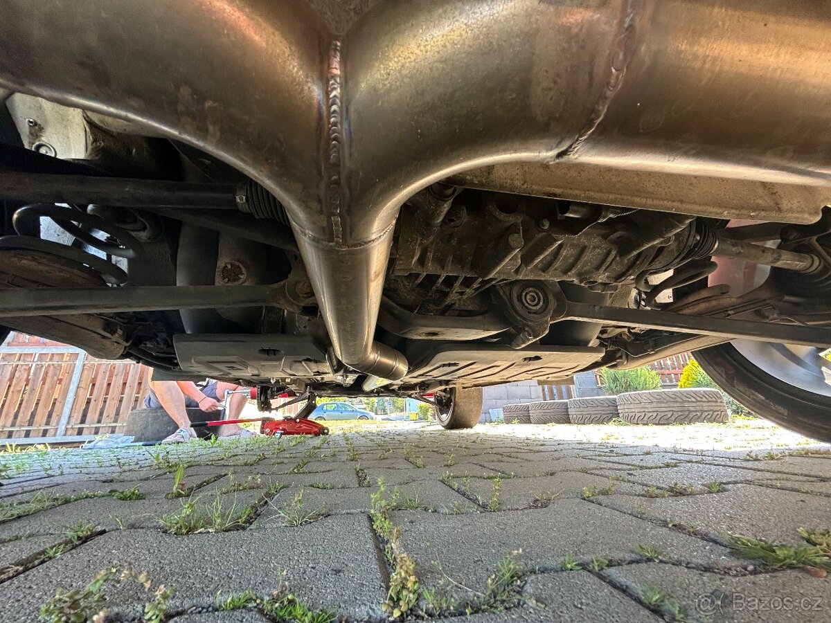 Audi TT závodní - 13