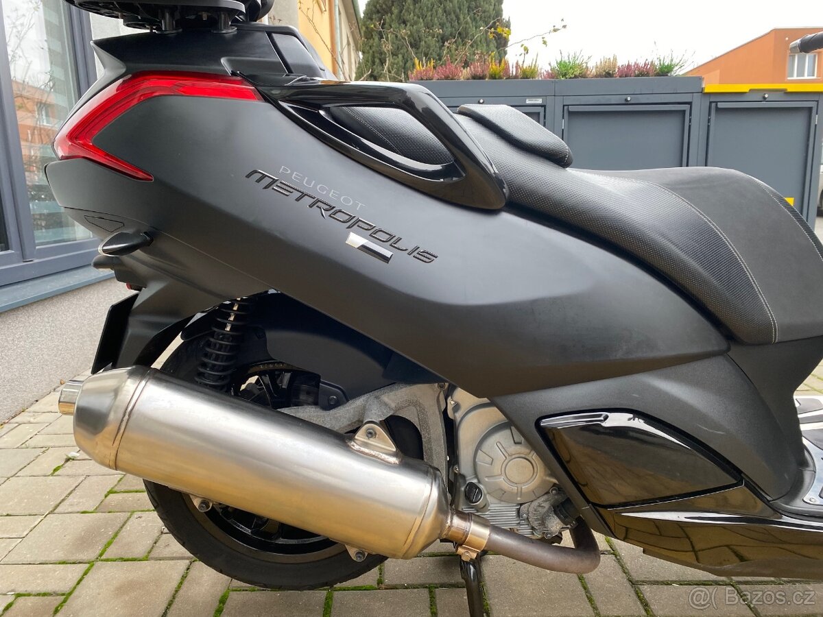 Peugeot Metropolis 400 - Black Edition Top - 13