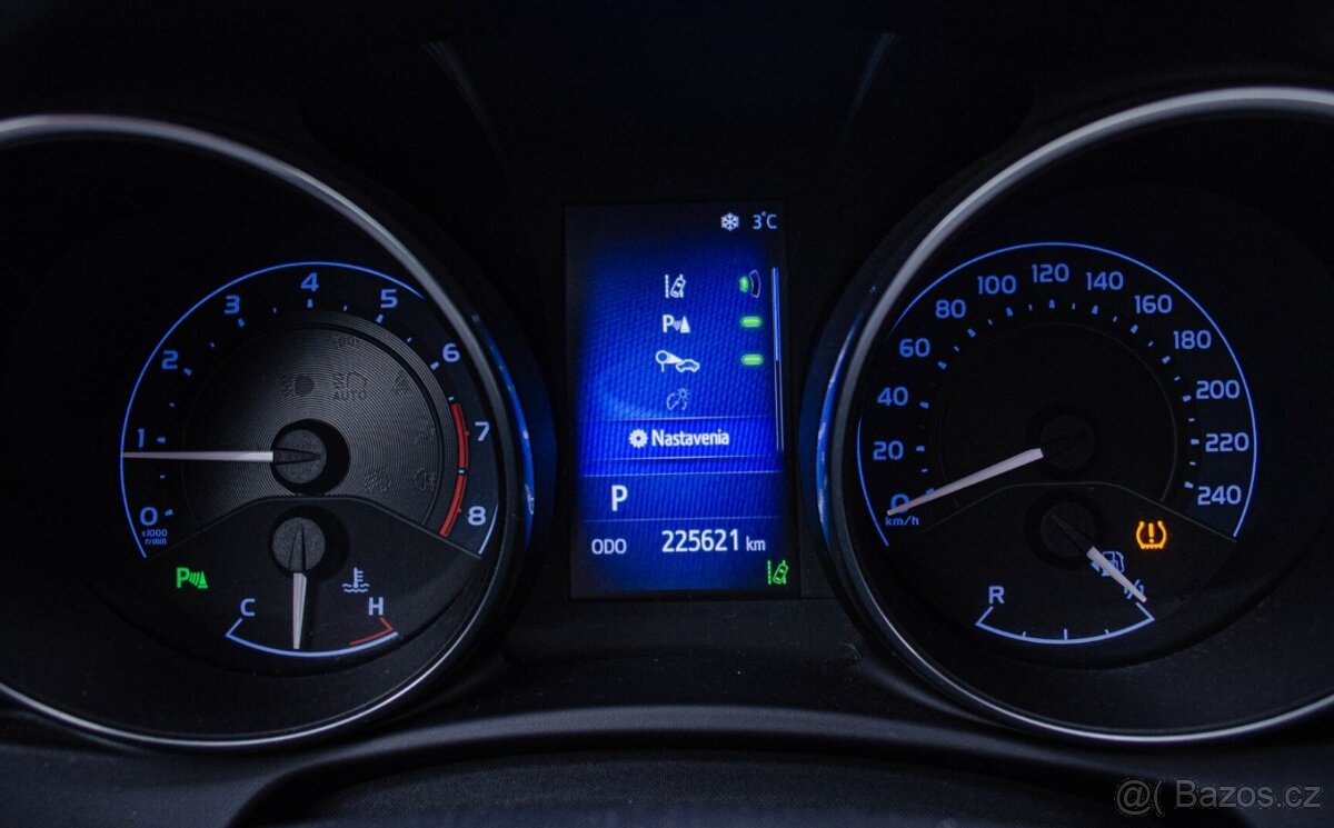 Toyota Auris 1.6i Automat LPG - 13