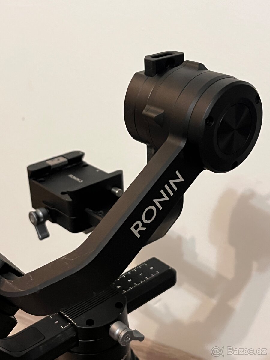 Panasonic Lumix G9 + Leica 12-60mm f/2.8-4 + Ronin S - 13