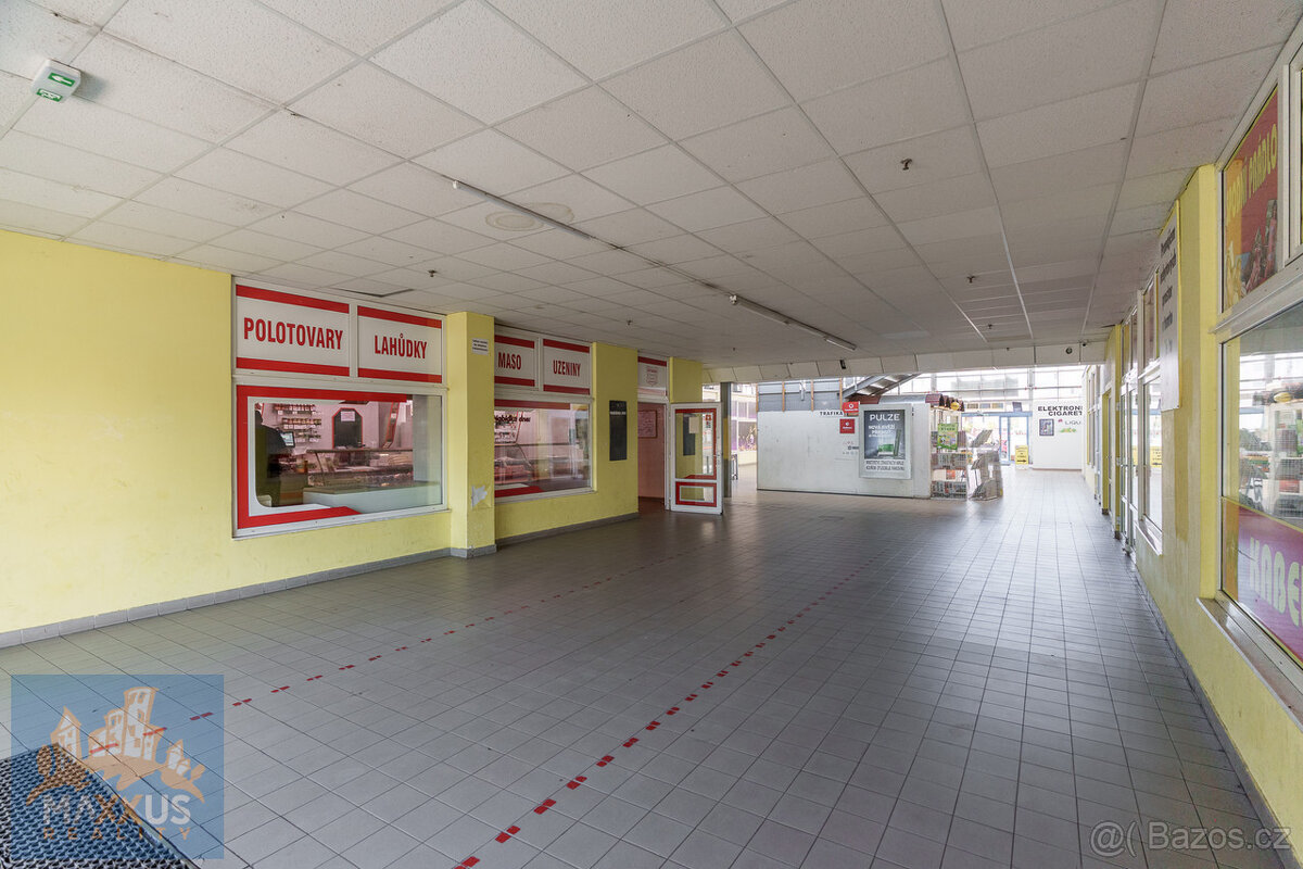 Prodej obchodního centra, Žatec - 13