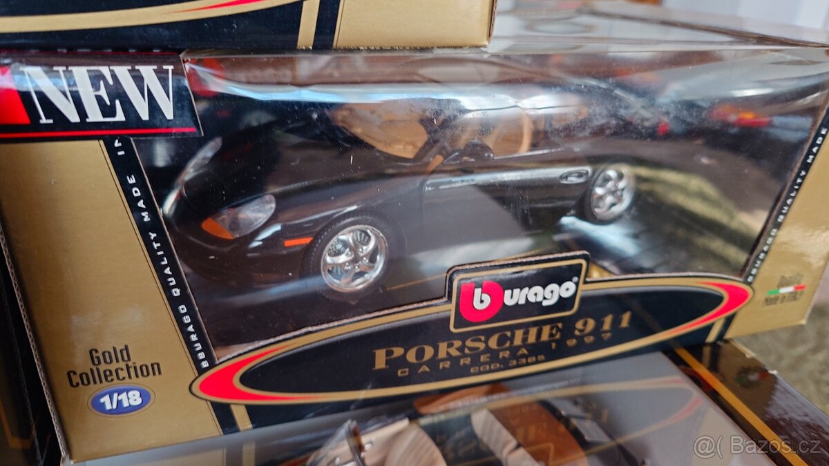Modely autíček 1/18 Bburago - 13