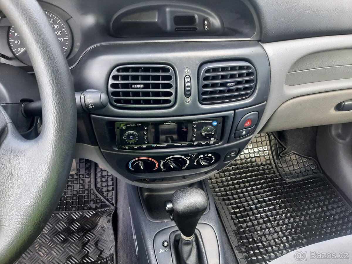 Renault Megane 1.6i 2001 AUTOMAT, NOVÁ STK - 13