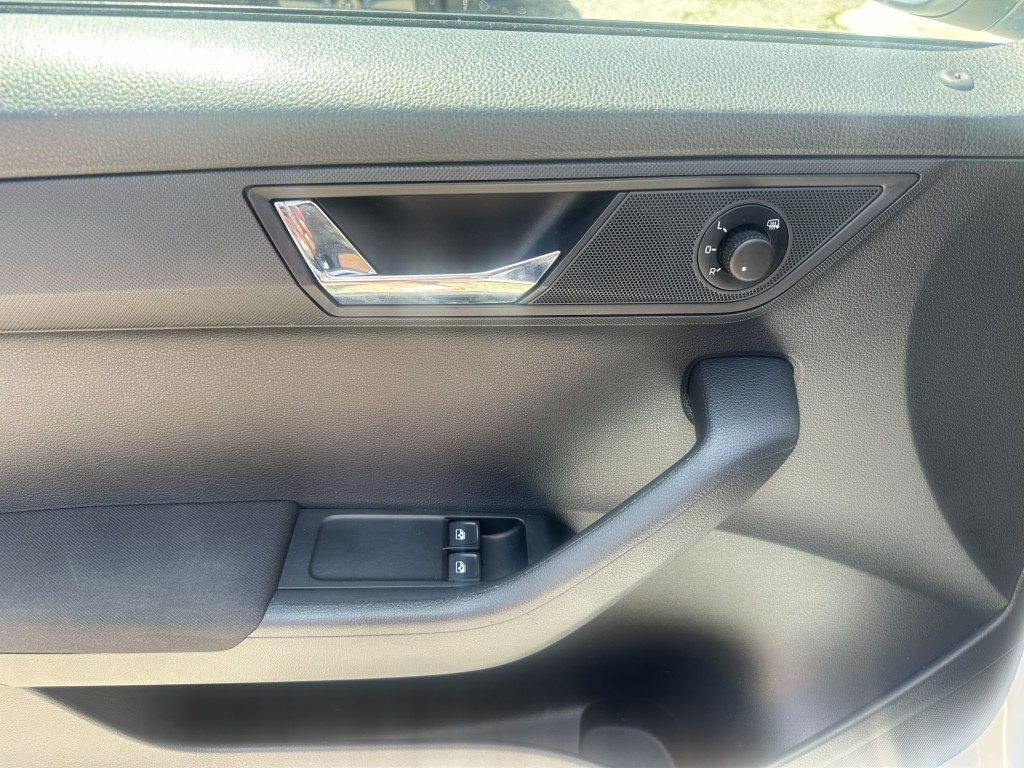 Škoda Fabia 1.0 TSI 70kW serviska - 13