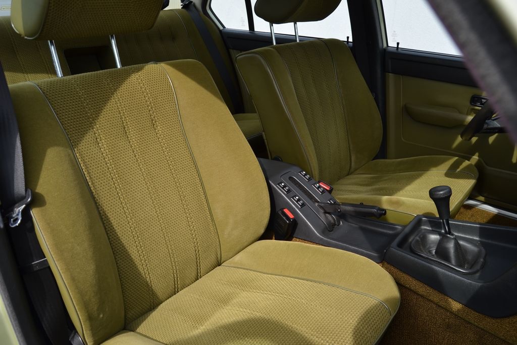 BMW 7 728i E23 / 72 000 km - 13