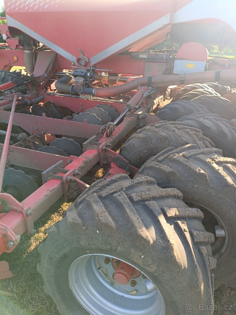 Kverneland U-drill 6000 - 13