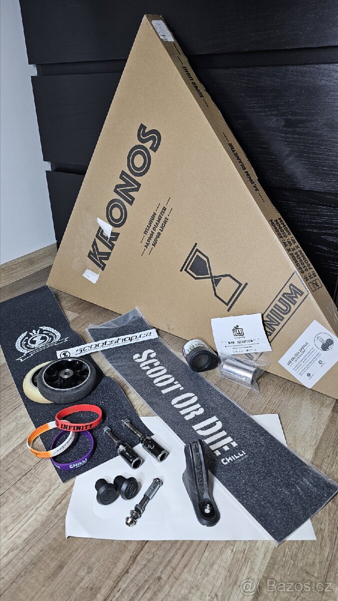 Custom freestyle koloběžka - Kronos + Pandemonium - 13