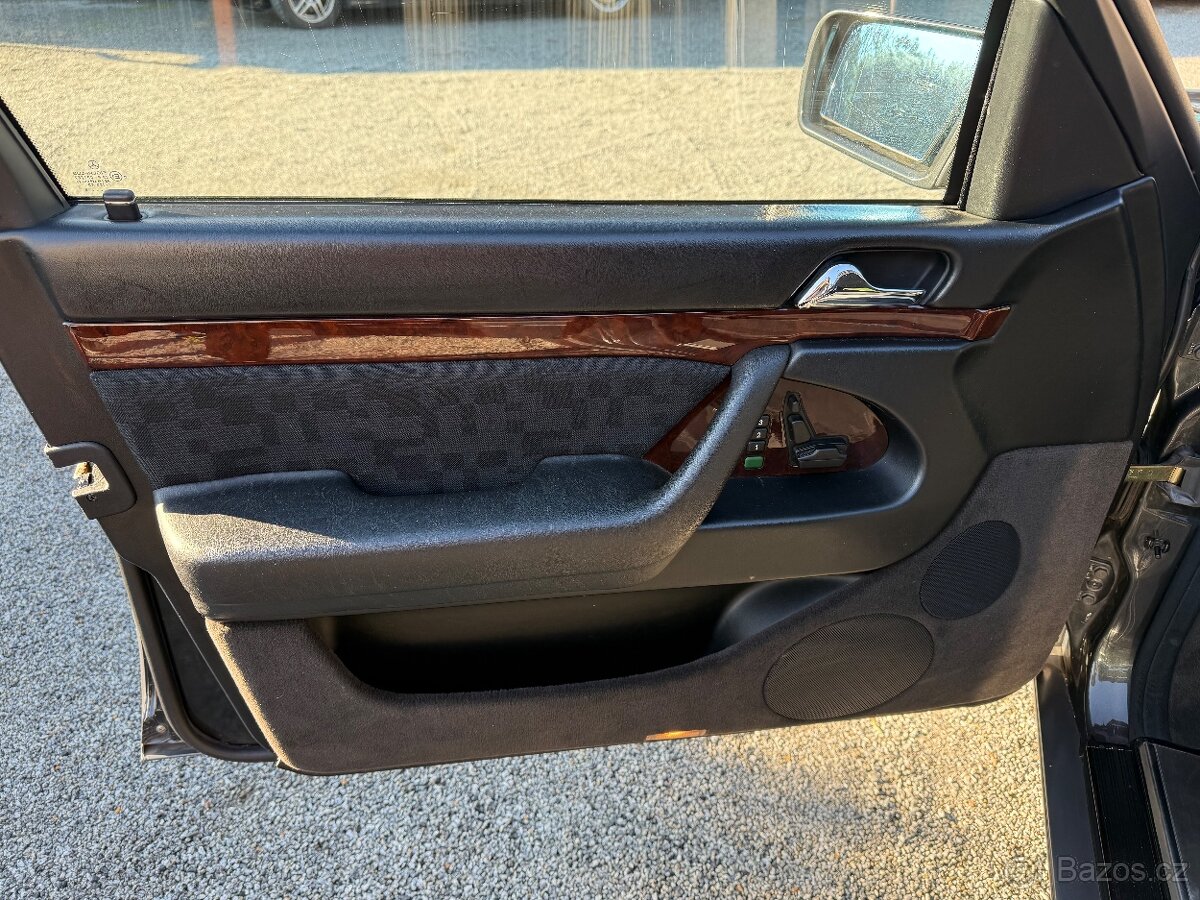 Mercedes Benz w140 , 320SEL , long - 13