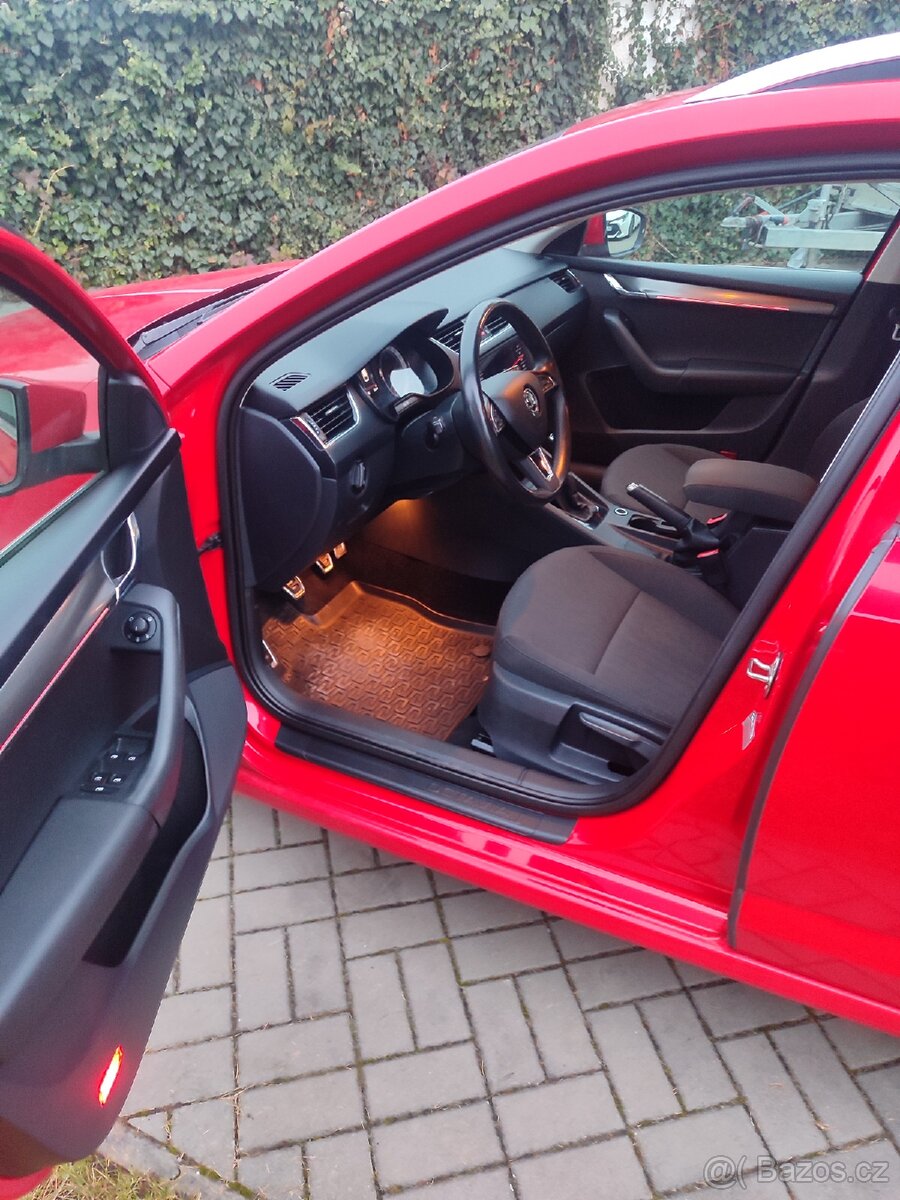Octavia TDI STYLE + , ČR ,128 NAJETO - 13