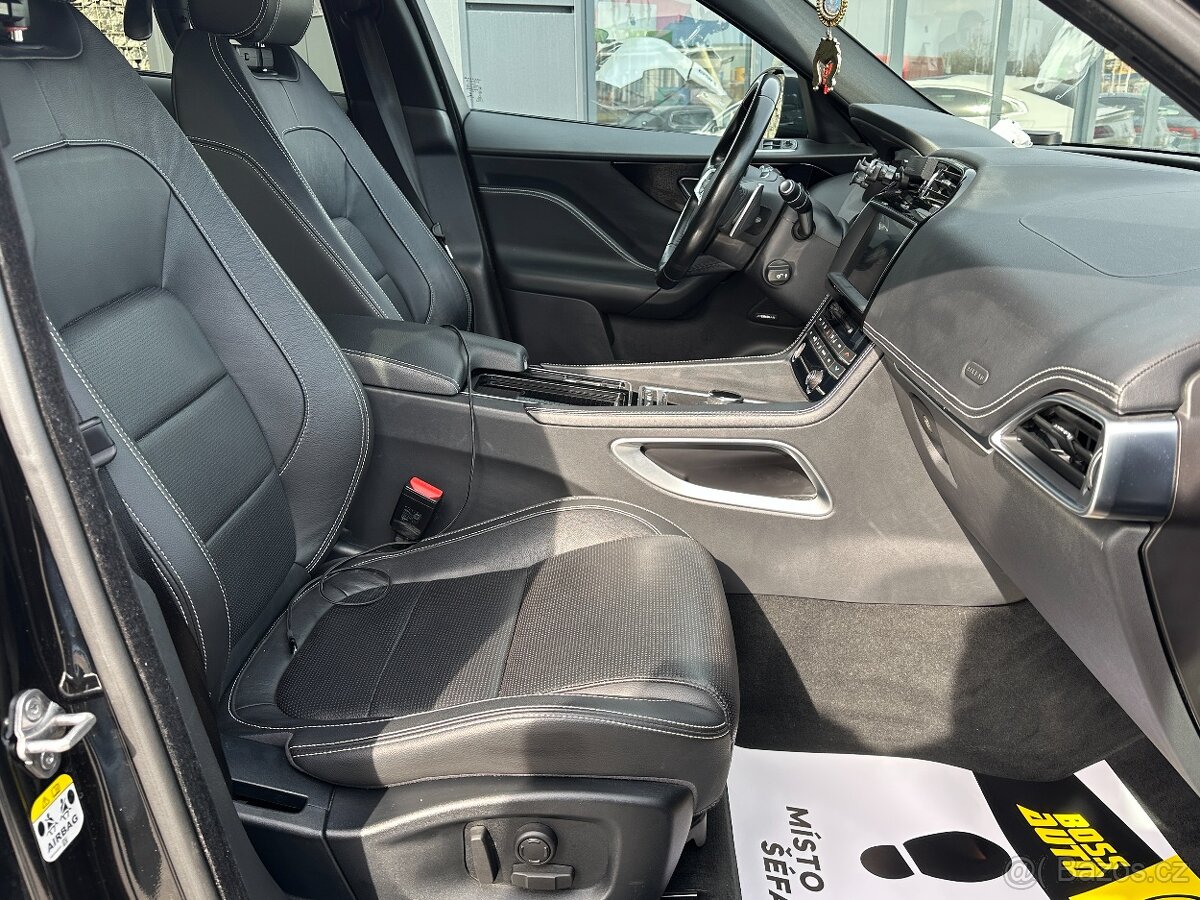 Jaguar F-Pace 2018 - 13