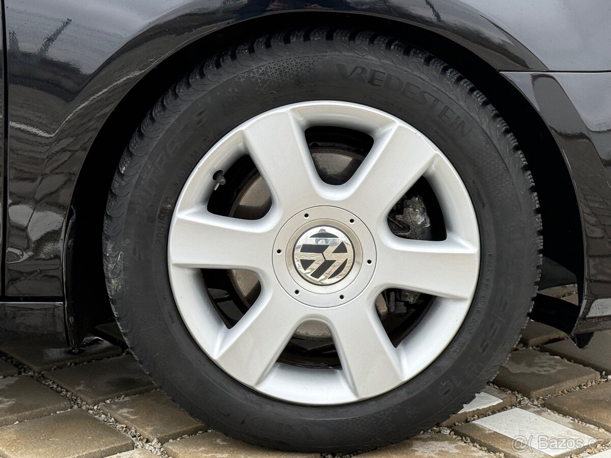 Volkswagen Golf VI • 1.4 TSI 90 kW • NOVÉ ROZVODY • 2 x pneu - 13