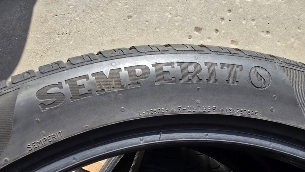 Letní pneu 295/35/21 Semperit - 13