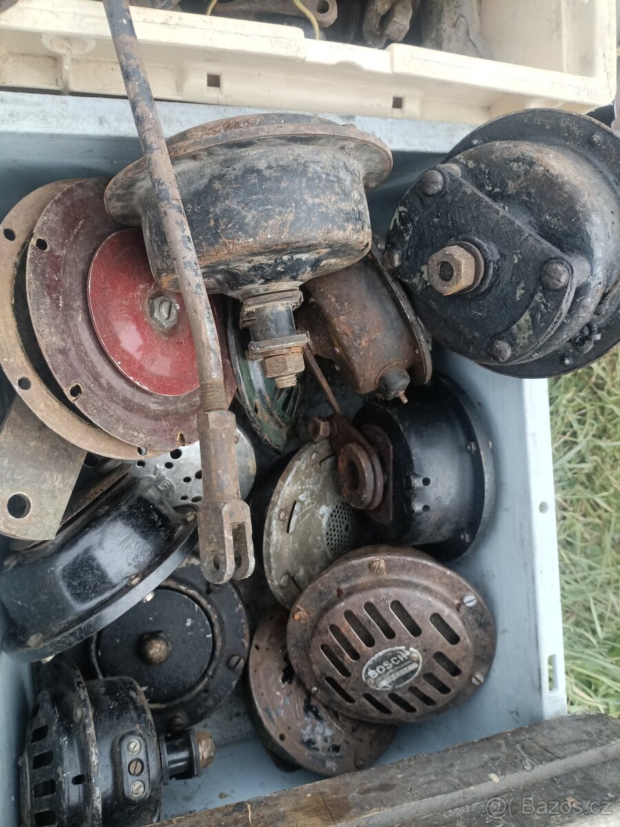 Tatra, Praga, Škoda, Aero, DKW - 13
