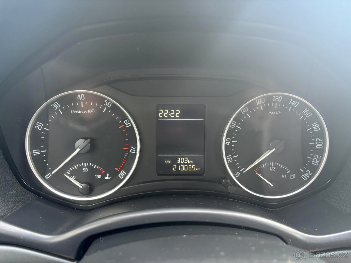 Prodám Škoda Octavia 1.6 MPI - 13