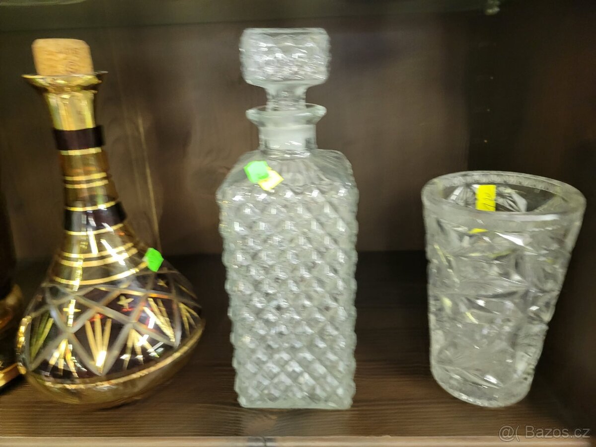 Křišťál a porcelán - 13