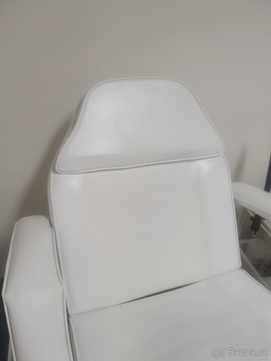 Pedikérské křeslo - 13