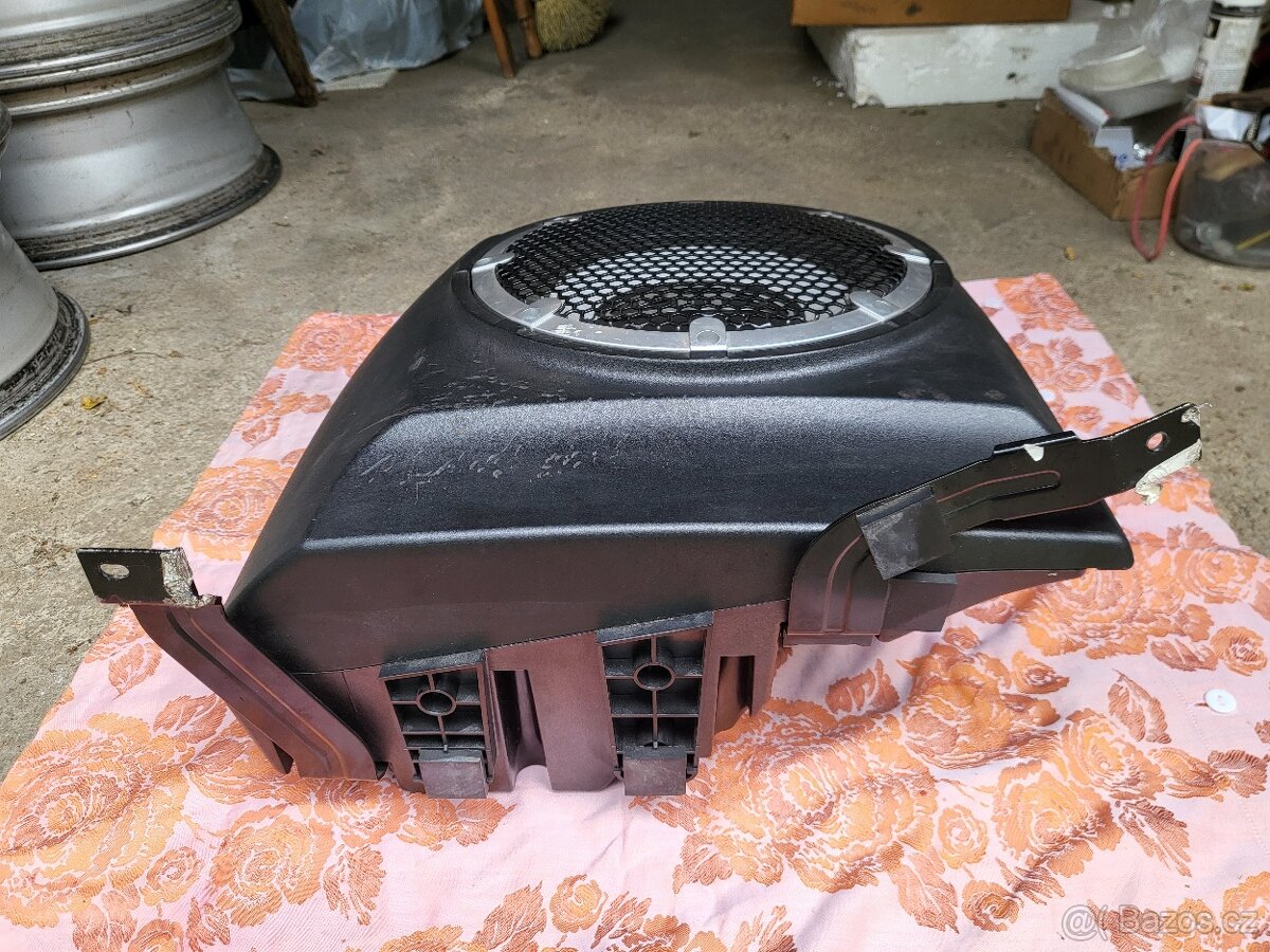 Subwoofer - Mitsubishi Lancer 1.8 Mivec... - 13