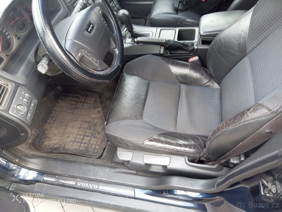 Volvo V70 2.4d 120kw - 13