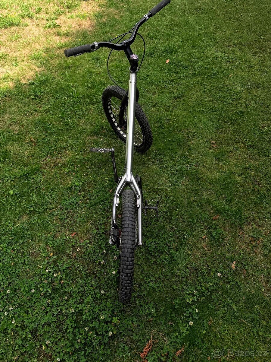 Trialové kolo ECHO KIDS 20” - 13