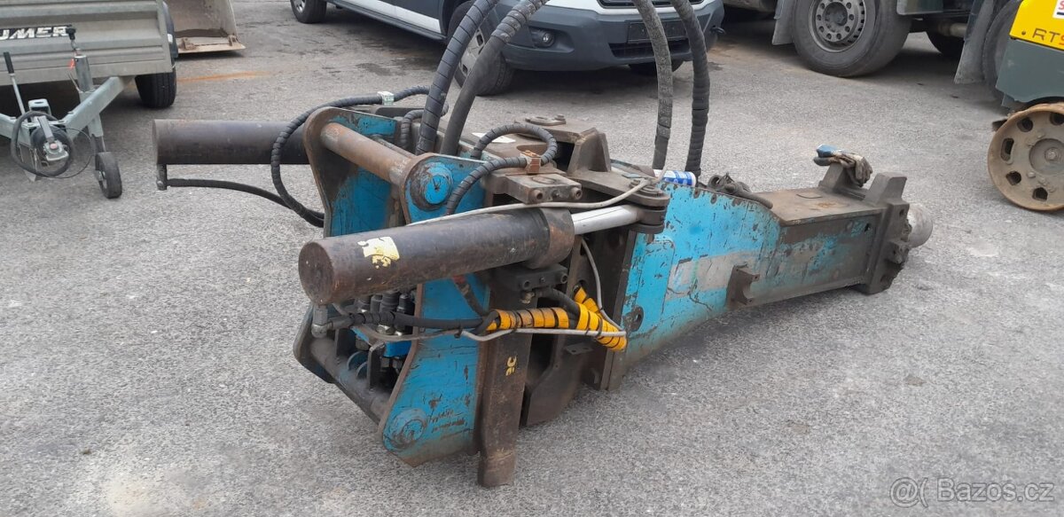 Prodám bourací kladivo Krupp Hydraulikhammer 870 - 13