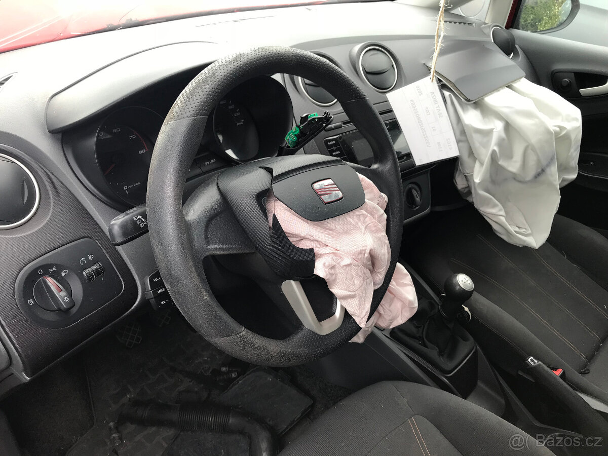 Seat Ibiza Combi 1,2HTP 51kW 2010 CGP - díly - 13