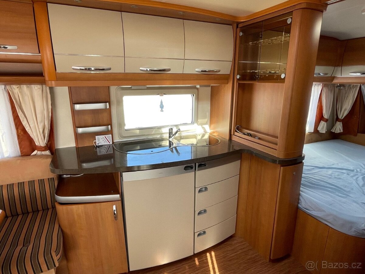 Hobby Excellent 560, EL.POJEZD, BOJLER, SPRCHA, MARKÝZA - 13