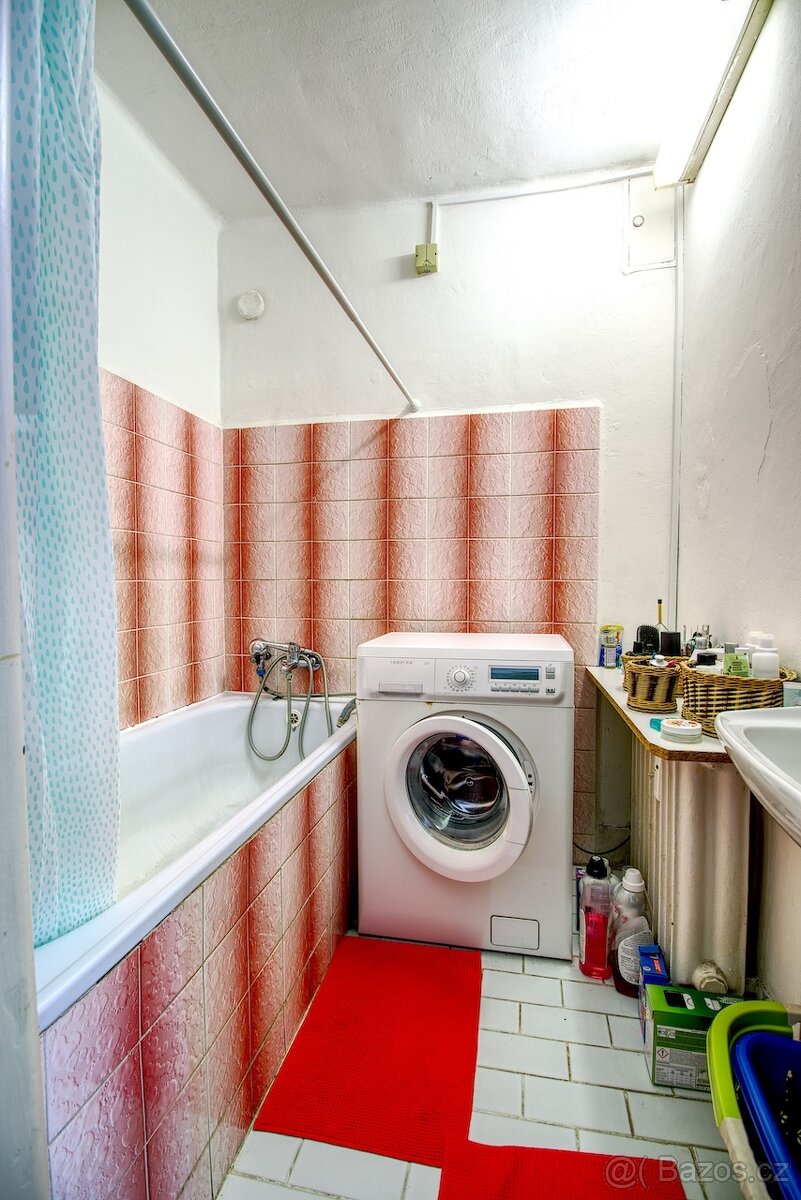 Byt 2+1, 55 m2, Hradec Králové – ul. Na Střezině. - 13