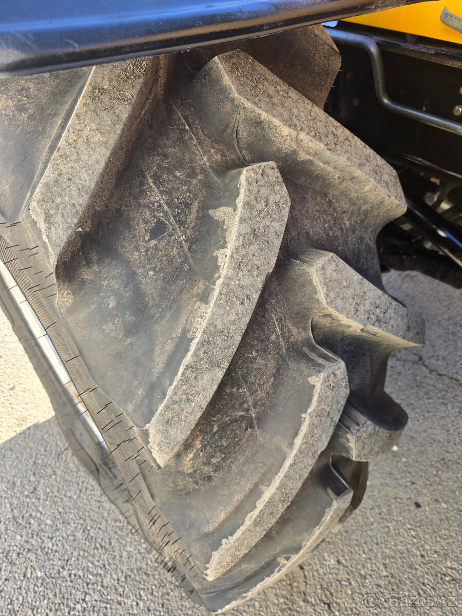 Traktor JCB Fastrac 3185 - 13