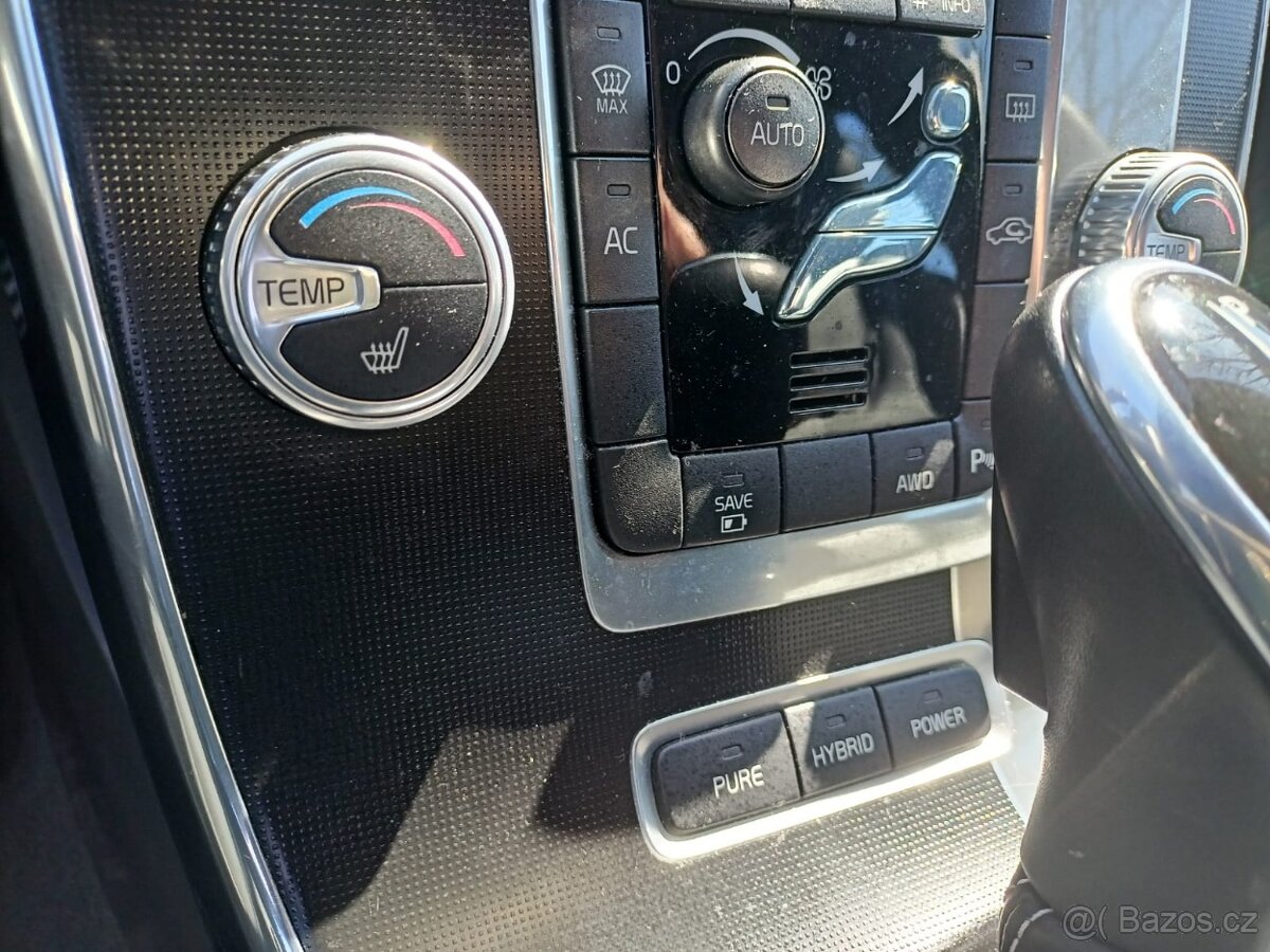 Volvo V60, 2.4 D6 158 kW HYBRID R-DESING - 13