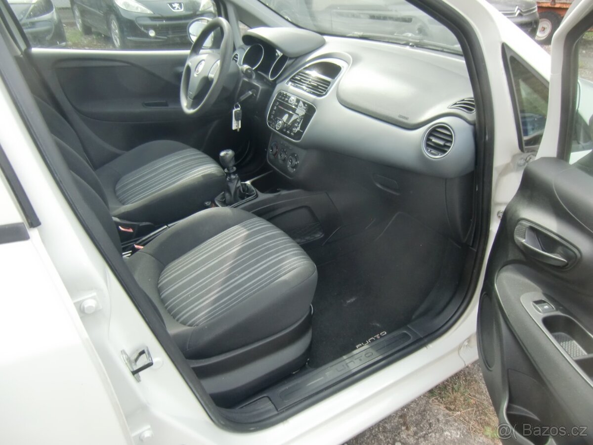 FIAT PUNTO EVO 1,4i - 13