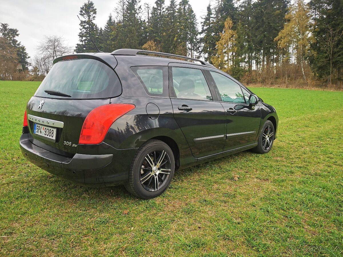 Peugeot 308 sw 1.6hdi - 13
