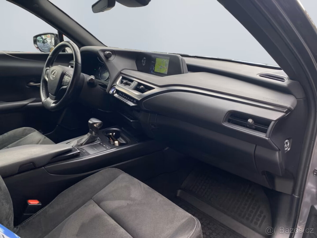 Lexus UX 250h Launch Edition 4x2 - navi,LED,temp,vyh.s,178PS - 13
